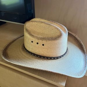 Jason Aldean Cowboy hat
